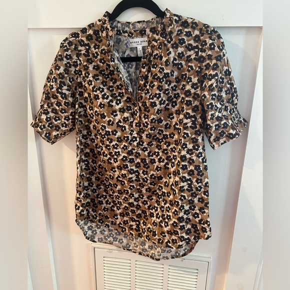 Apiece Apart Los Altos Top in Leopard short-sleeved blouse - Picture 2 of 6